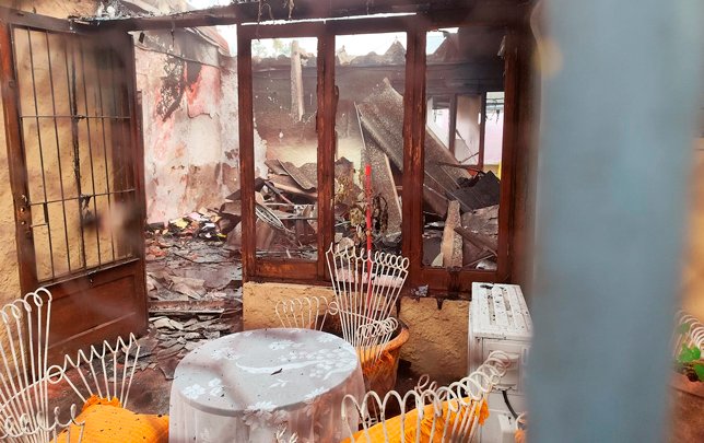 Vista de uno de los ambientes del residencial de Santa Lucía, donde se registró el fatal incendio