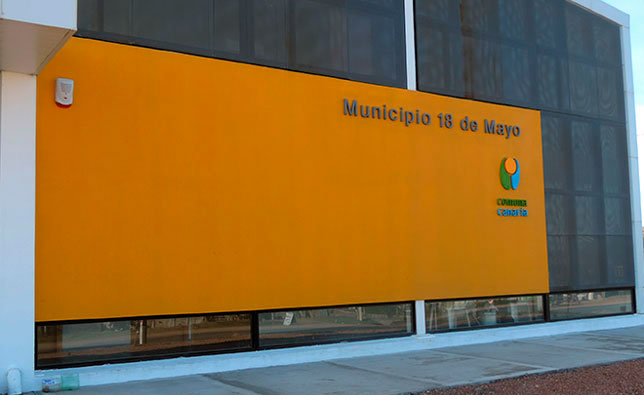 Vista externa del Municipio de 18 de Mayo